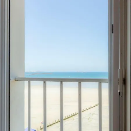 La Fregate- Vue Sur Mer- Rochebonne